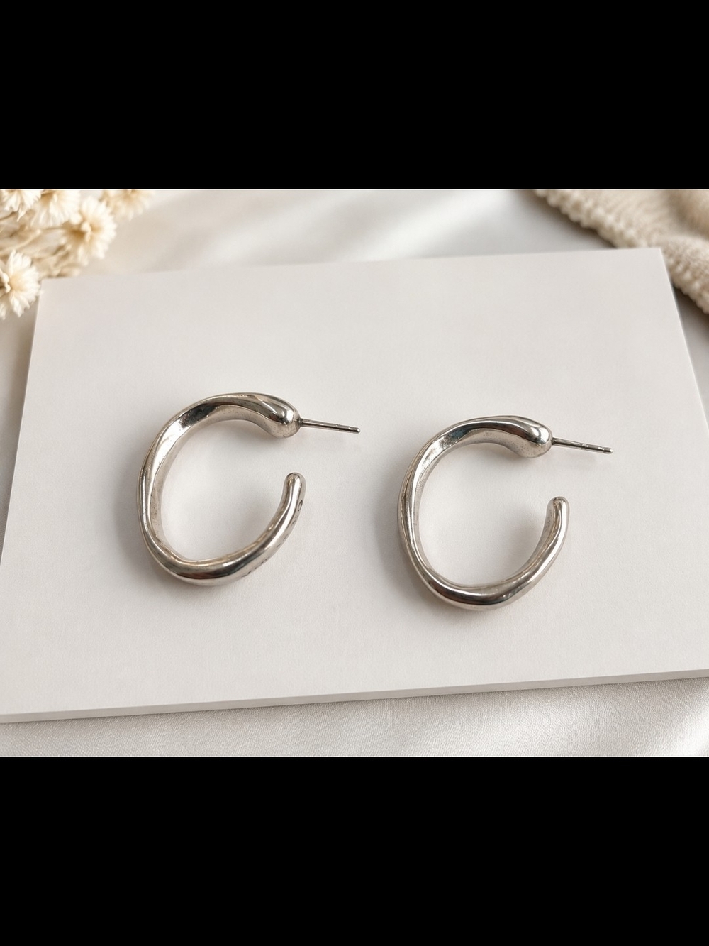 UNO De 50 Open Hoop Earrings